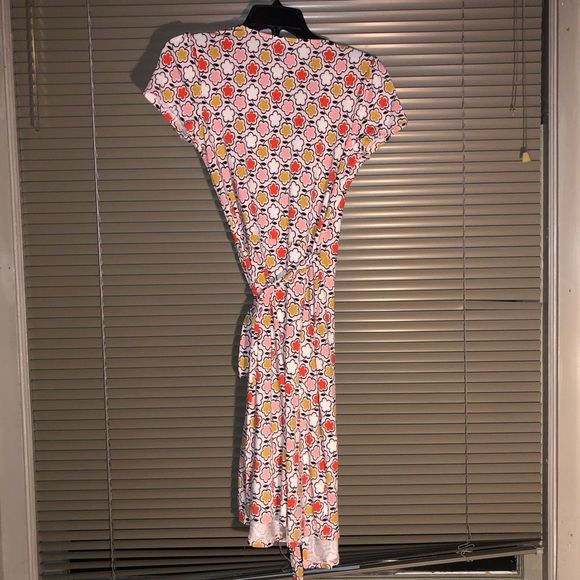 Boden | Pink Frosting Floral Summer Wrap Dress Size 4 R, MSRP $130 - Picture 4 of 9